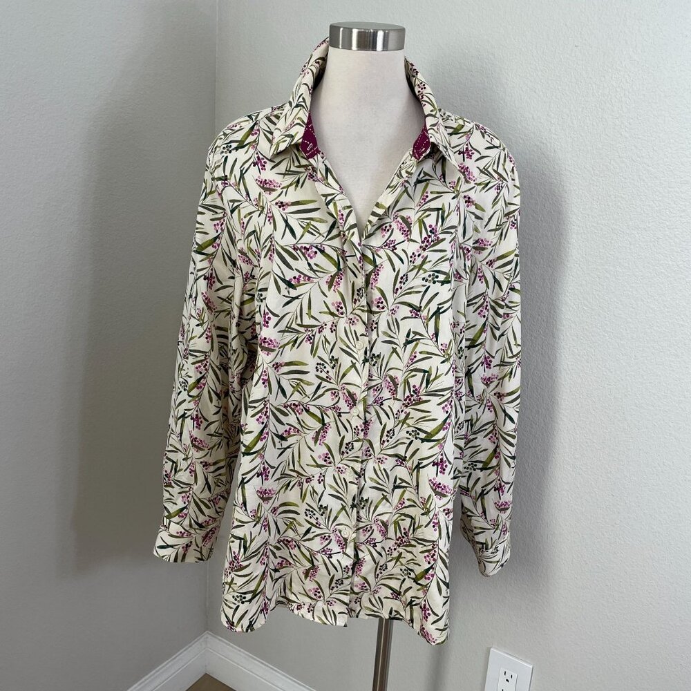 Foxcroft Womens Plus 22W Wrinkle Free Button Up Shirt Shaped Fit Floral Blouse